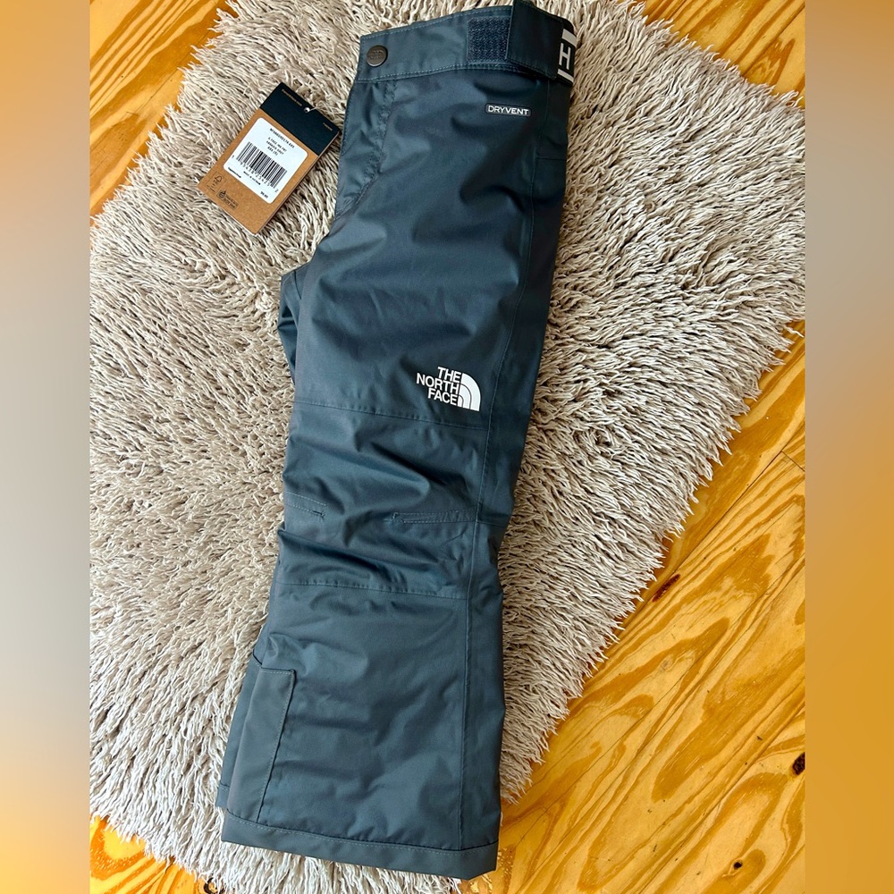 Little Girls The North Face Snow Pants/Ski Pants NWTs! 🙂 Size 5 / XXS